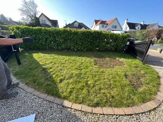 Easi-Belgravia Easigrass installation in front garden