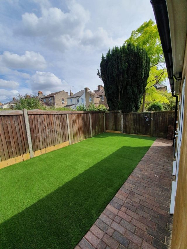 Dog And Children Friendly Garden, Easi-Kensington